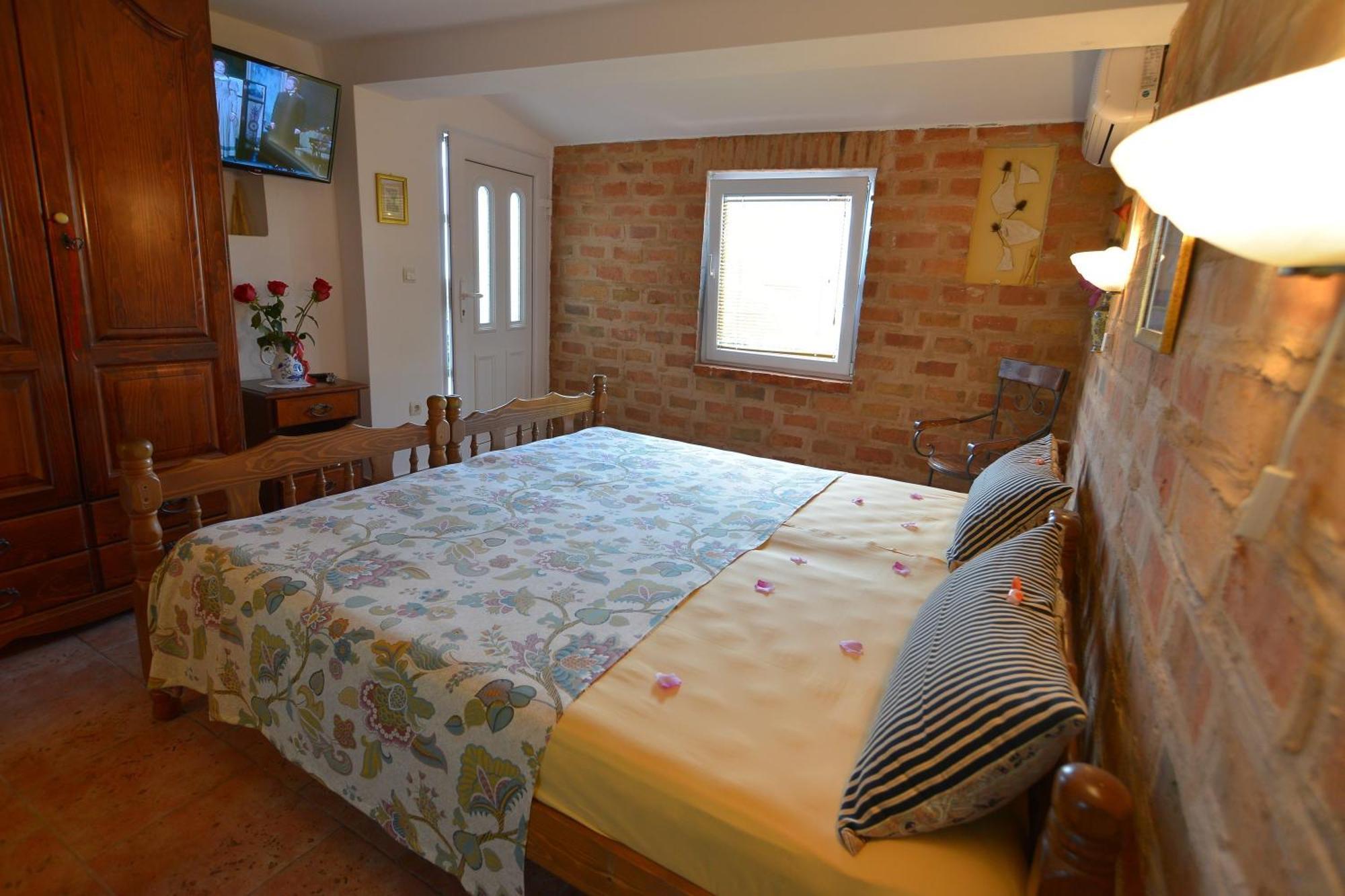 Apartments Palace Mira Mare Tivat Habitación foto